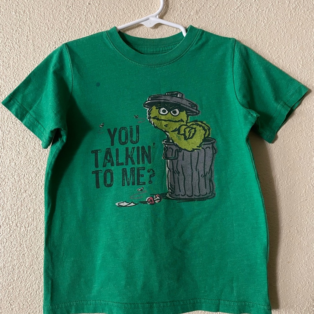 Sesame Street Oscar the grouch tee